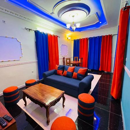 Charmante Maison Cozy Et Conviviale Bafoussam Kültér fotó